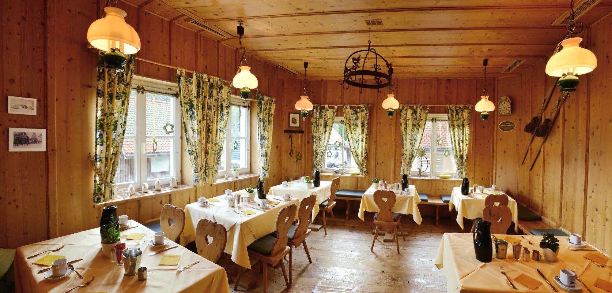 فندق سكوارزوالد بارك هوتل Königsfeld im Schwarzwald المظهر الخارجي الصورة